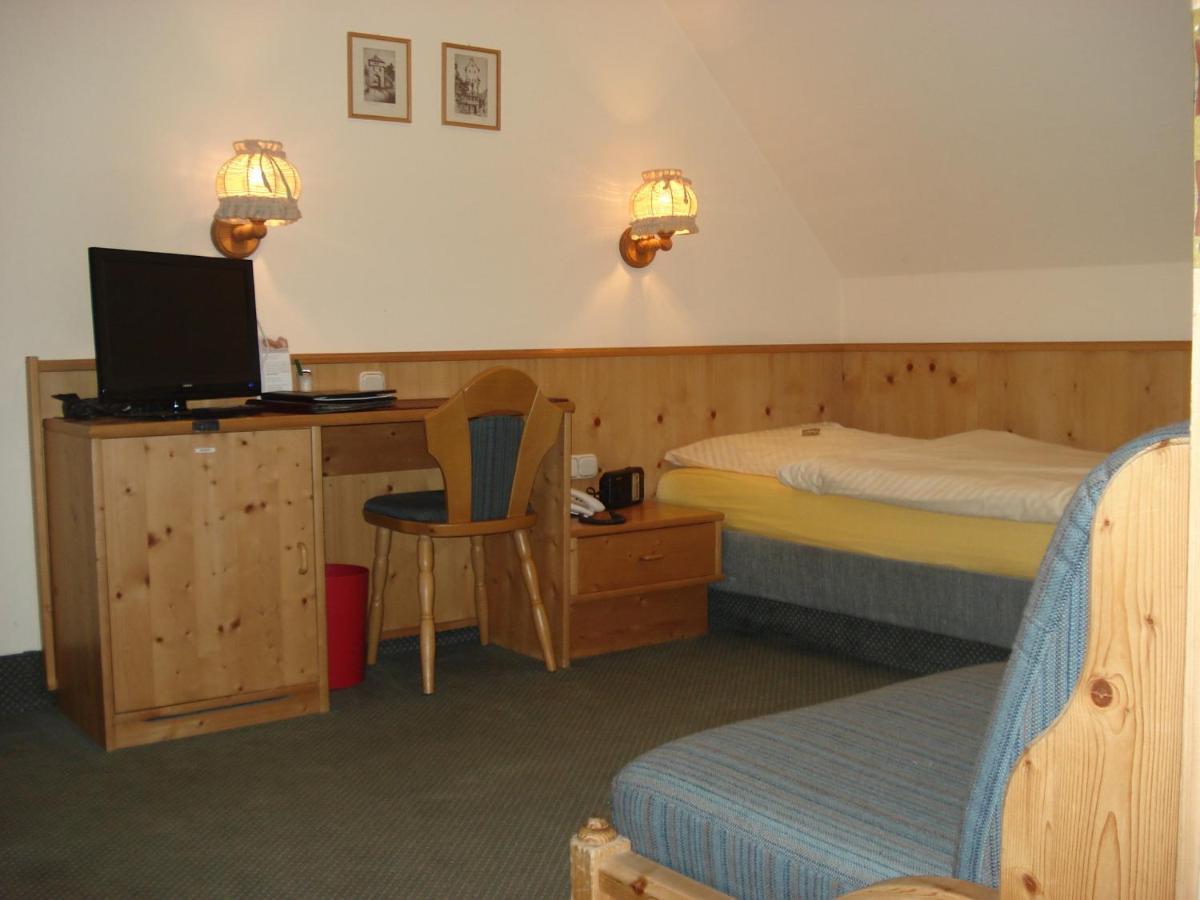 Gasthof Zur Schwane Abtswind Exteriör bild